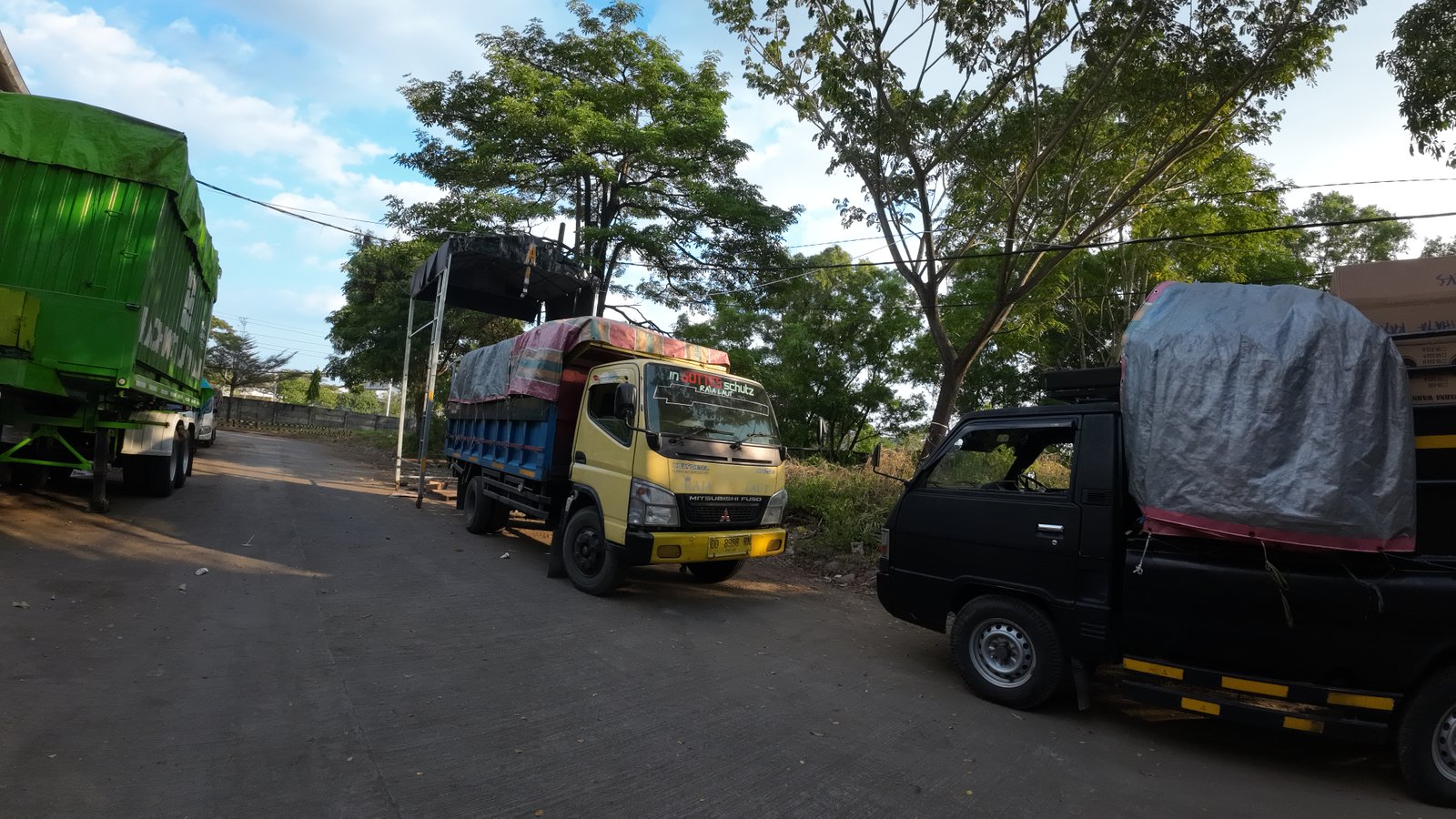 Armada trucking