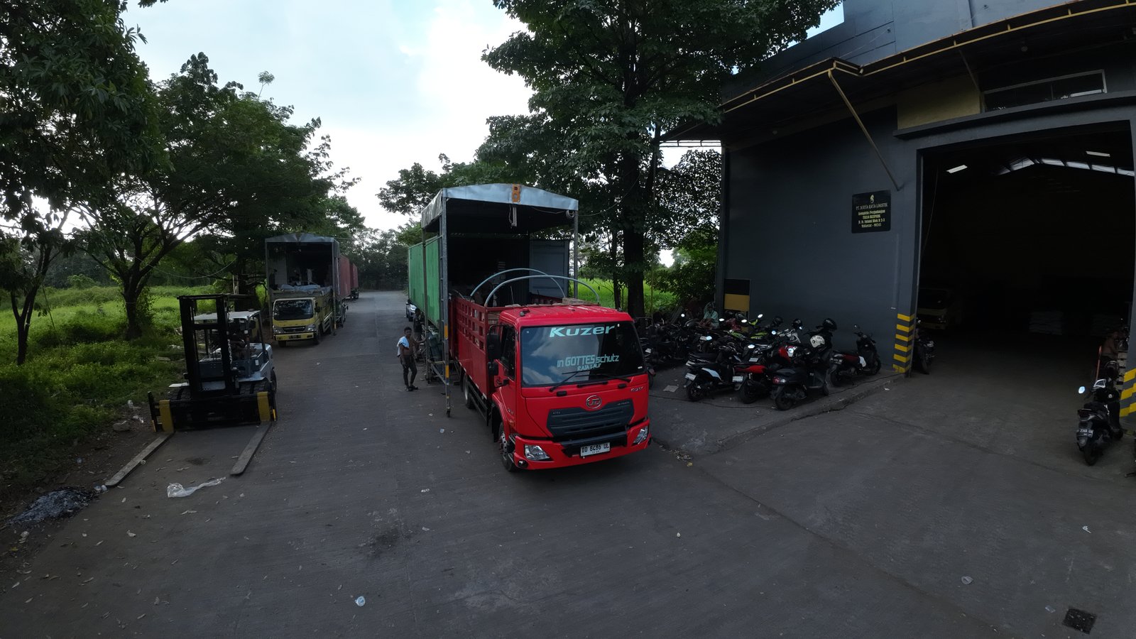 Jasa Bongkar Muat Kontainer